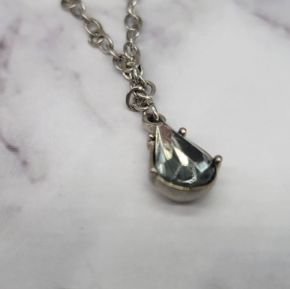 Chico’s Aquamarine Teardrop Station Necklace - Picture 3 of 7